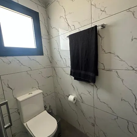 Luxurious Two Bedroom *